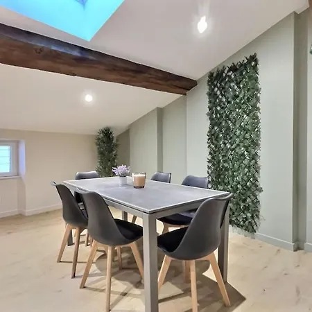 Le Jardin Maconnais De Miss K Apartment Exterior photo